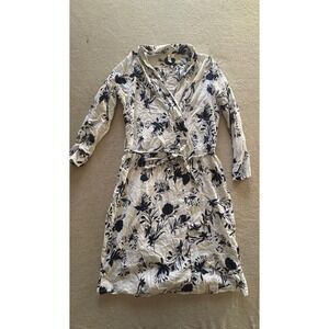 Floral Wrap Robe in Ivory and Navy